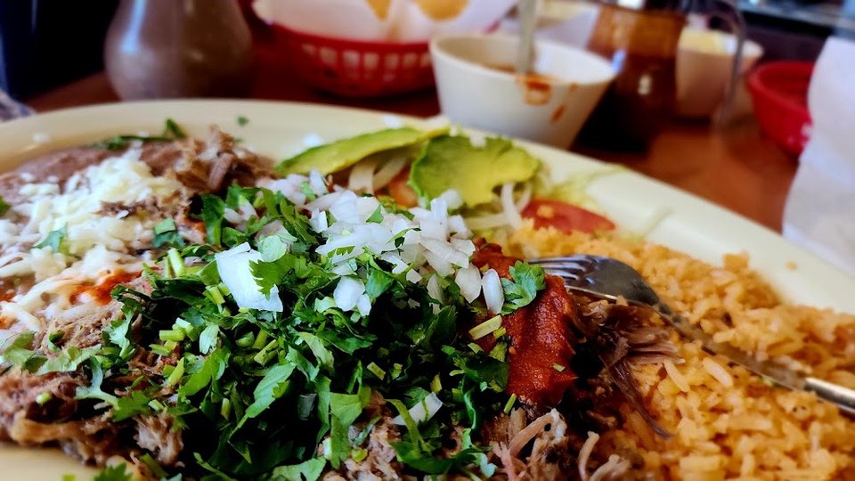 Huevos Y Carne Asada