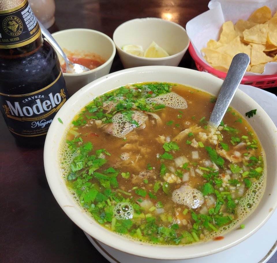 Birria Con Consomé